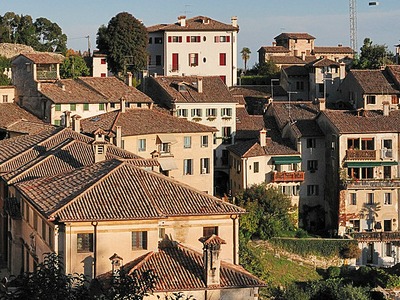 Una veduta su Asolo