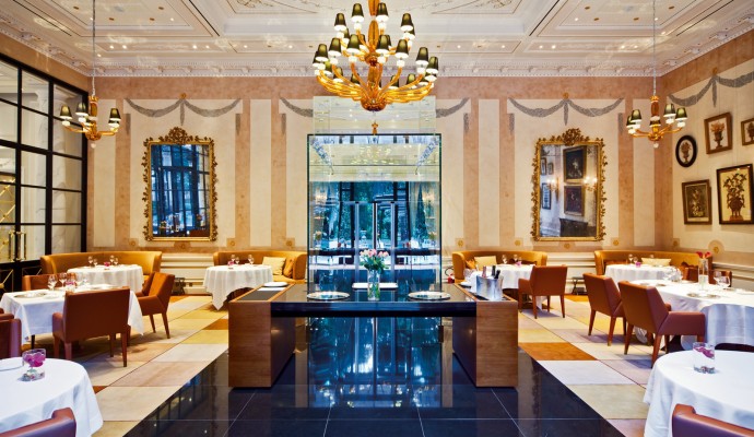 palazzo parigi milano