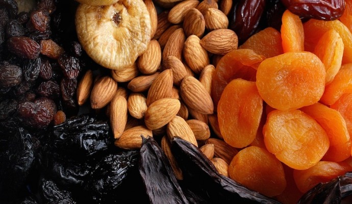 Frutta secca: tra calorie e proprietà benefiche