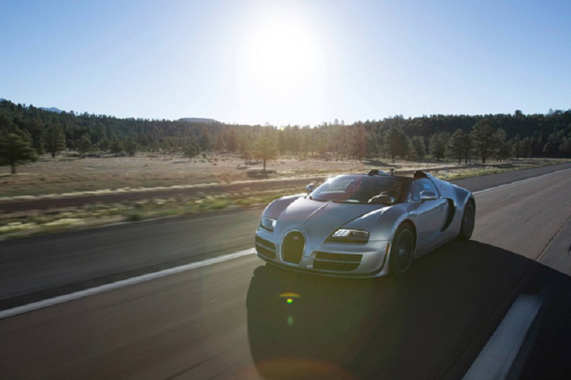 Bugatti su strada