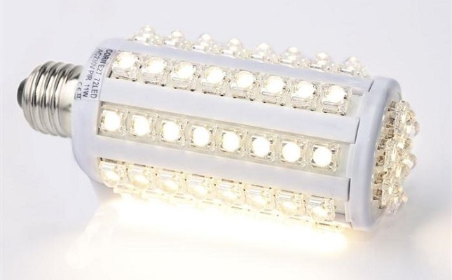 Le lampadine a LED hanno un’efficienza luminosa che varia dai 100 ai 300 lumen/watt