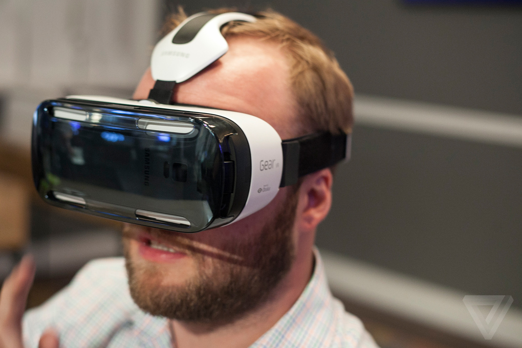 Samsung-Gear-VR-foto-di-TheVerge