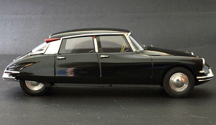 14852_1957CitroenID19-2s