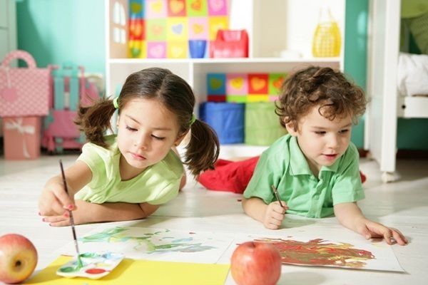 i-piccoli-che-lavorano-per-la-festa-della-mamma