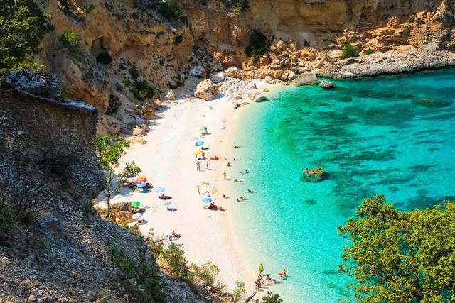 migliori-spiagge-d-italia-spiaggia-di-cala-biriola-sardegna