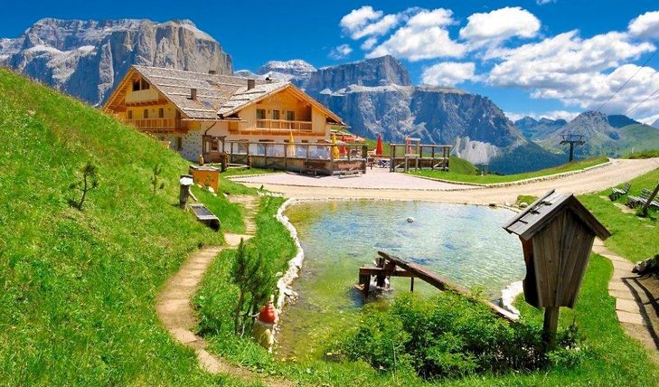 salei-huette-wolkenstein-in-groeden