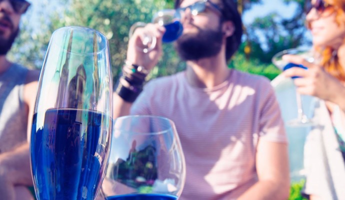 gik-vino-blu-1300x867