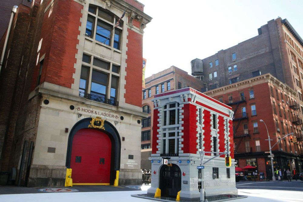 Lego_Ghostbuster_Headquarter_3