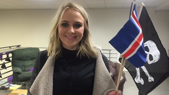 1476960681_sara_piratar-696x390
