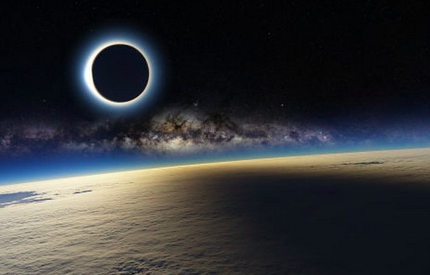 that-solar-eclipse-picture-from-the-international-2-4232-1426846719-7_dblbig
