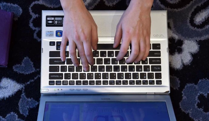 Le-Blue-Whale-Challenge-ce-nouveau-phenomene-russe-qui-incite-les-jeunes-au-suicide