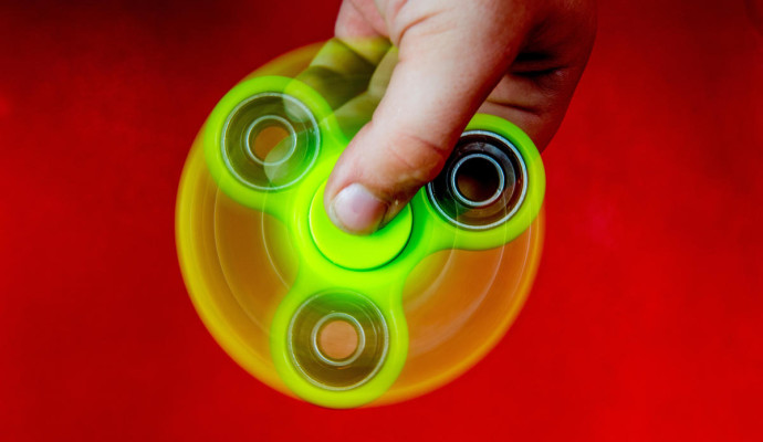 Mead-The-Fidget-Spinner-1200