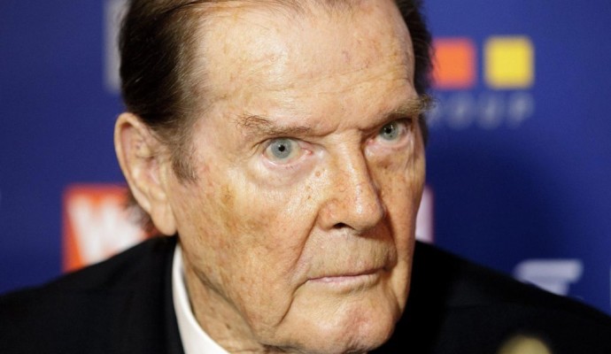roger-moore-1030x615