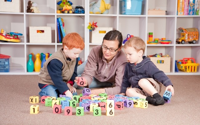 Image-How-to-find-a-good-babysitter