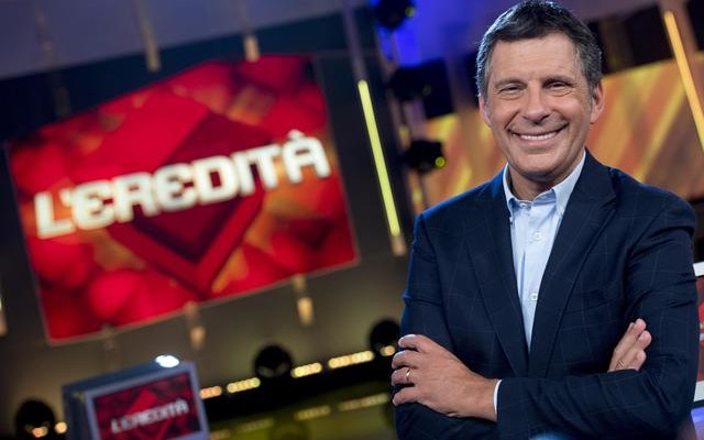 Il conduttore Fabrizio Frizzi in occasione della presentazione del programma Rai "L'eredità", Roma, 22 settembre 2016.
ANSA/MAURIZIO BRAMBATTI