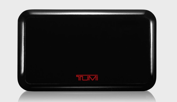 NYT_giftguide-travel-tumi-global-locator-jumbo-v2
